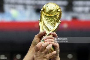 replica of the World Cup trophy, world cup 2018 replica